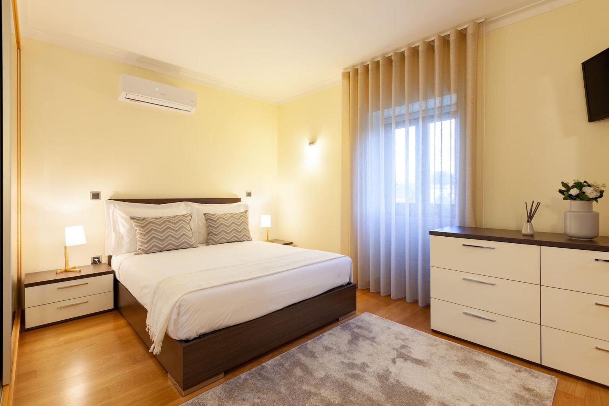 Casa Da Tomada - Minho'S Guest Villa Braga Bagian luar foto