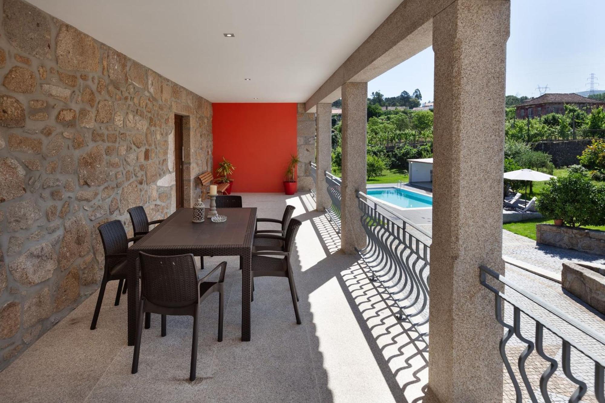 Casa Da Tomada - Minho'S Guest Villa Braga Bagian luar foto