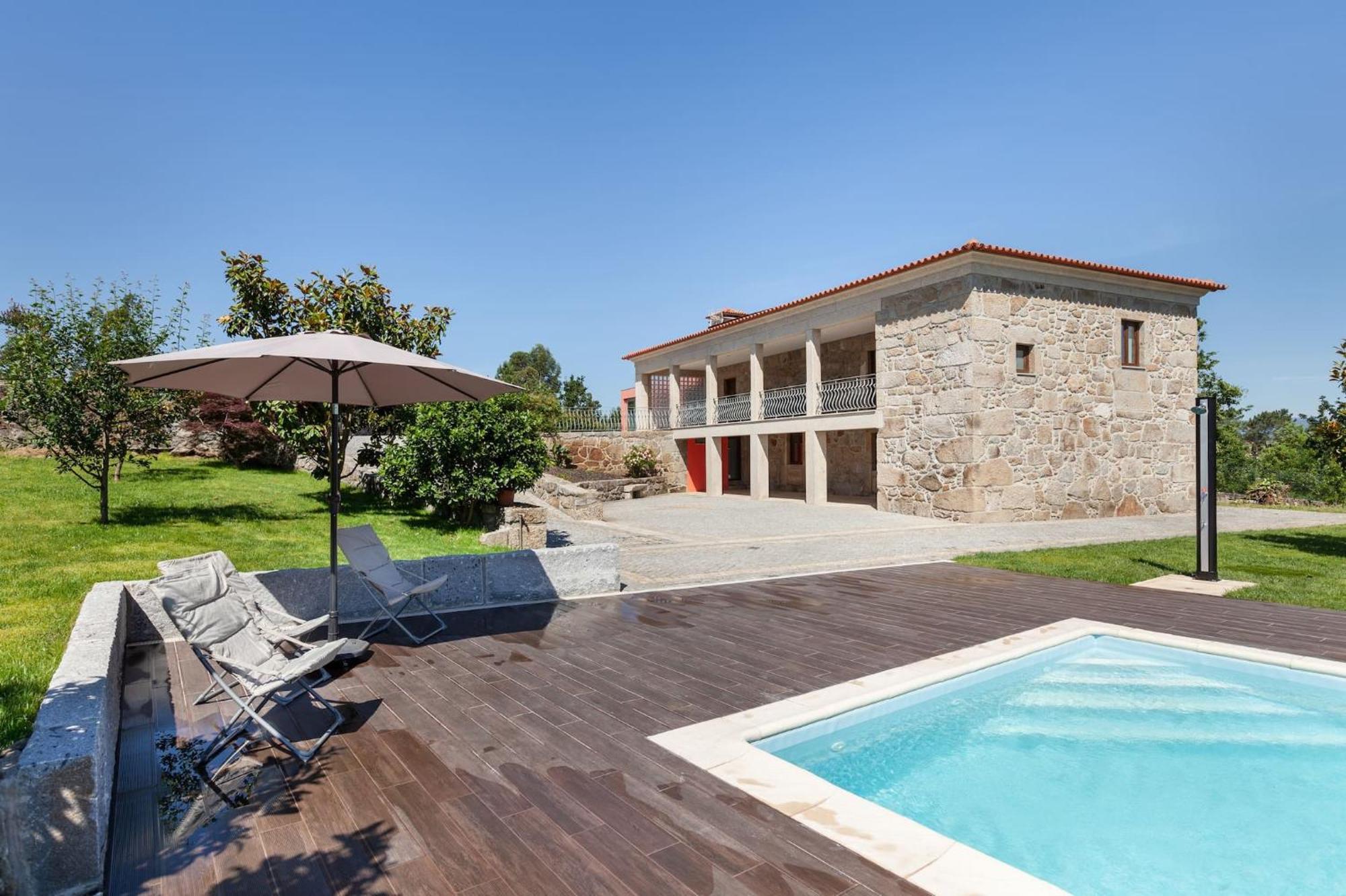 Casa Da Tomada - Minho'S Guest Villa Braga Bagian luar foto
